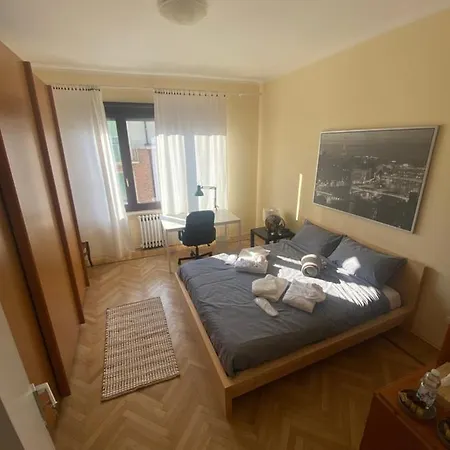 Ghirardiresidenze Affittacamere *